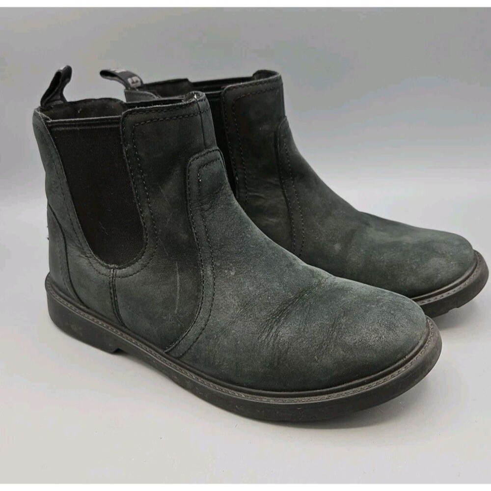 UGG Bolden Weather Boot For Kids Size 5 USA Black